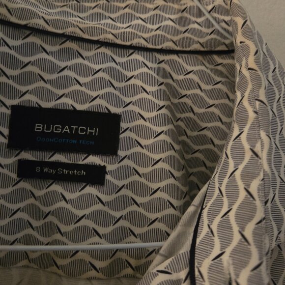 Bugatchi - Picture 5 of 5